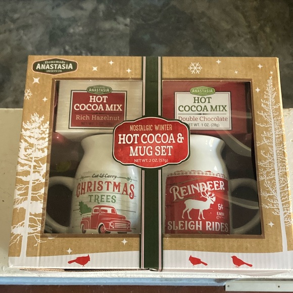 BNIB- Nostalgic Christmas Trees & Reindeer Rides Milk Jug Mugs & Hot Cocoa Set - Picture 2 of 15